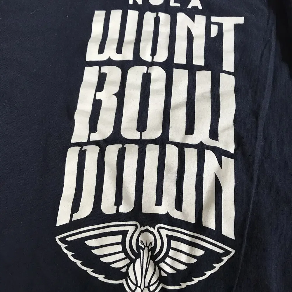New Orleans Pelicans XL‎ Navy Blue Heavy Cotton Tee Shirt By Gildan